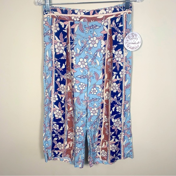 Gypsies & Moondust Pants - Gypsies & Moondust Cropped Floral Pull On Rayon Pants